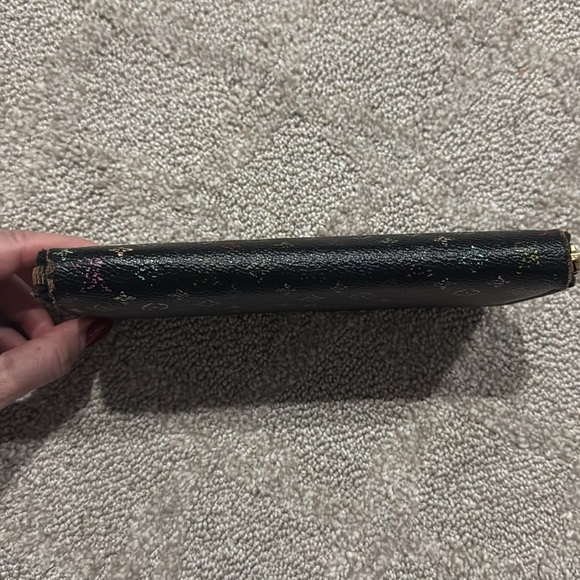 Louis Vuitton Tadashi Murakami black leather multicolor wallet, very well used. - Picture 6 of 8